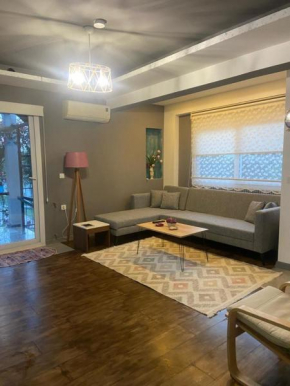 Deniz manzaralı full eşyalı daire